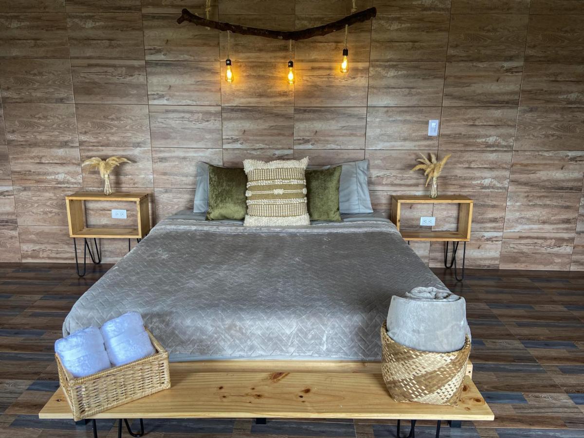 Cabanas Con Jacuzzi Y Chimenea - Casa Floral, מרינייה מראה חיצוני תמונה