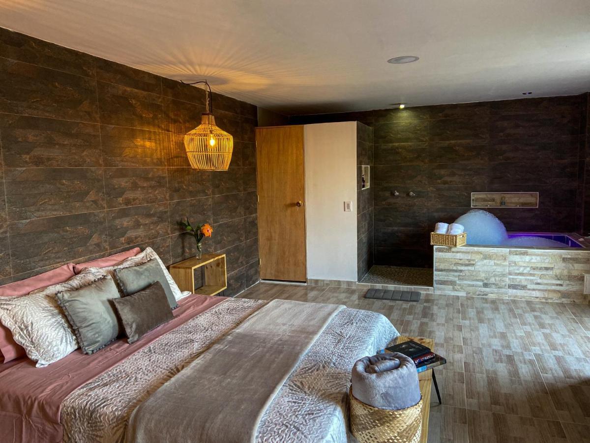 Cabanas Con Jacuzzi Y Chimenea - Casa Floral, מרינייה מראה חיצוני תמונה