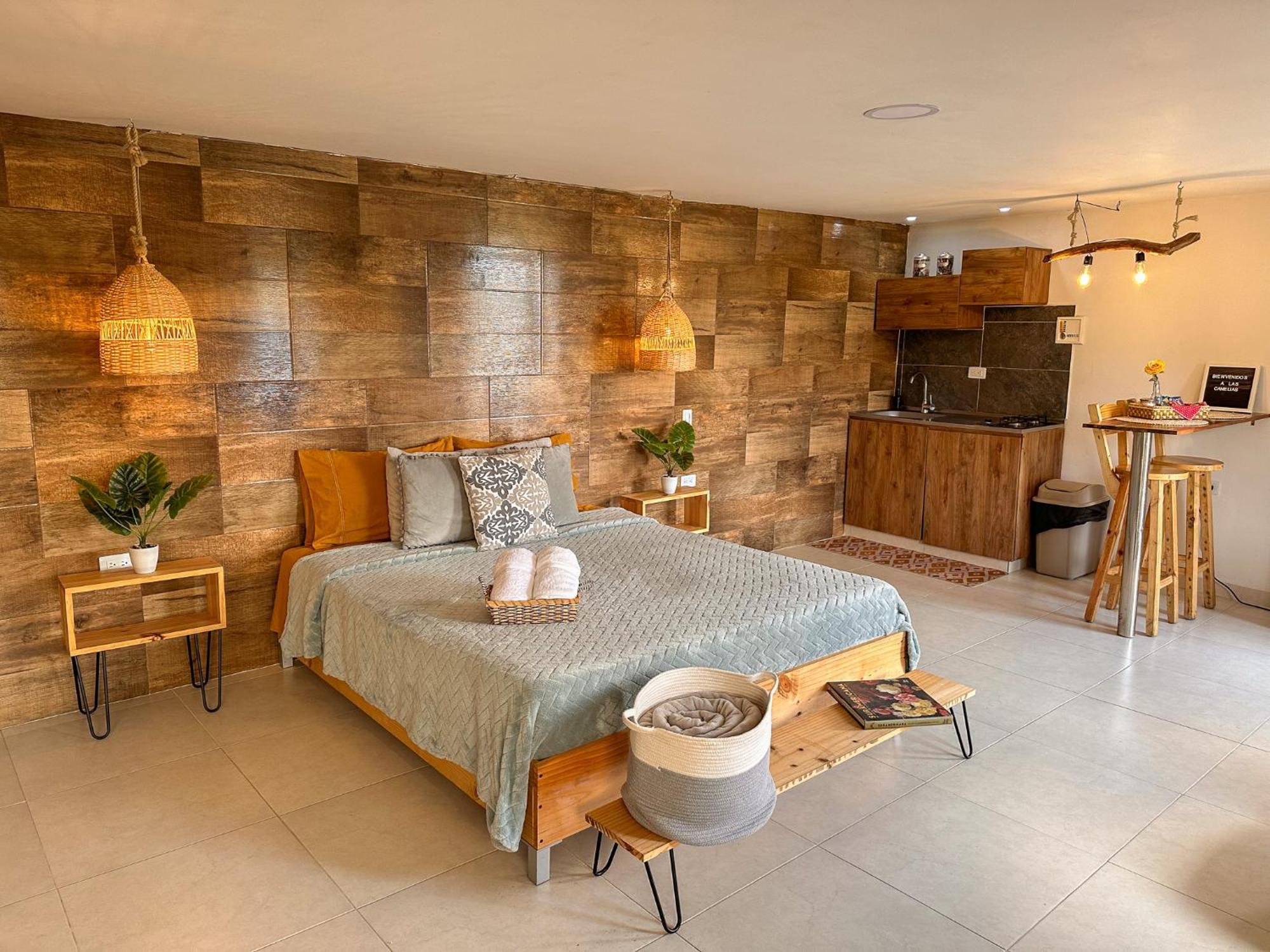 Cabanas Con Jacuzzi Y Chimenea - Casa Floral, מרינייה מראה חיצוני תמונה
